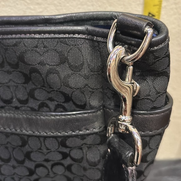 Vintage Coach Black purse - Picture 5 of 14